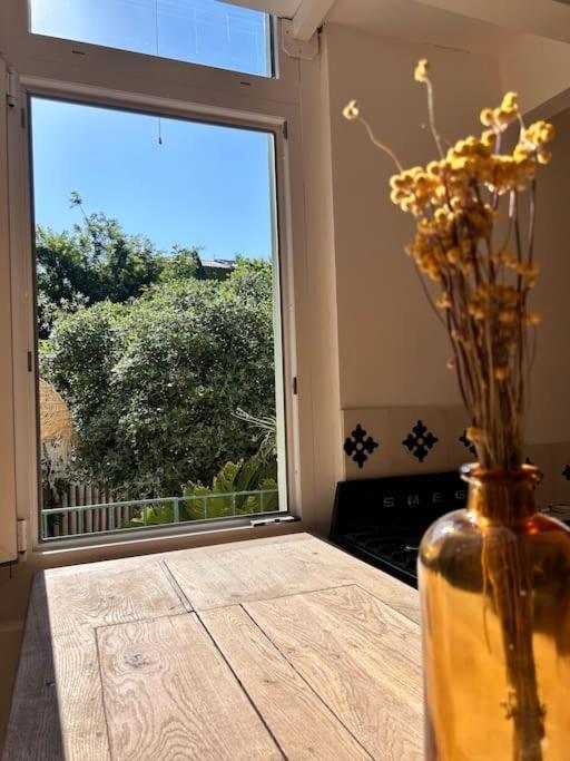 Maison Atypique Au Coeur De Montpellier, Cours Et Parking Holiday home
